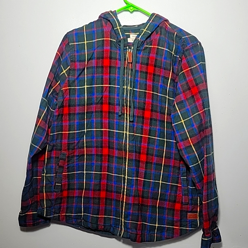 L.L. Bean Women Multicolor Plaid Hooded flannel size Large